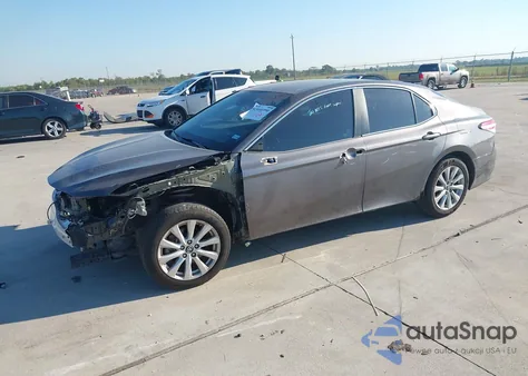 2018 Toyota Camry Le from USA, damaged, VIN 4T1B11HK8JU518204